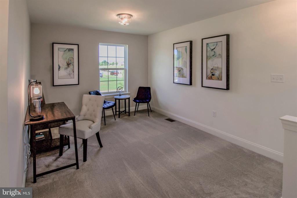 405 LAVENDER LANE Unit: LOT 65