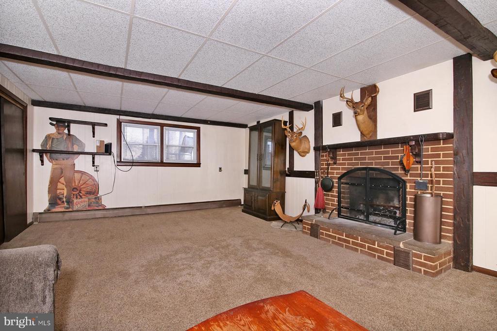 68 EISENHAUER ROAD