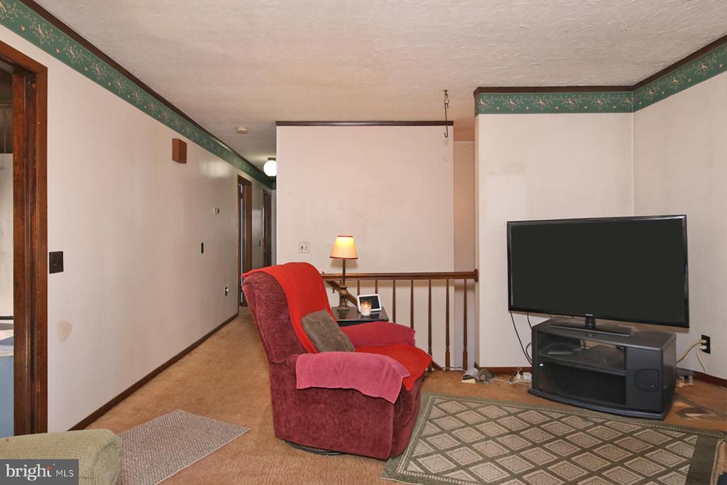 68 EISENHAUER ROAD