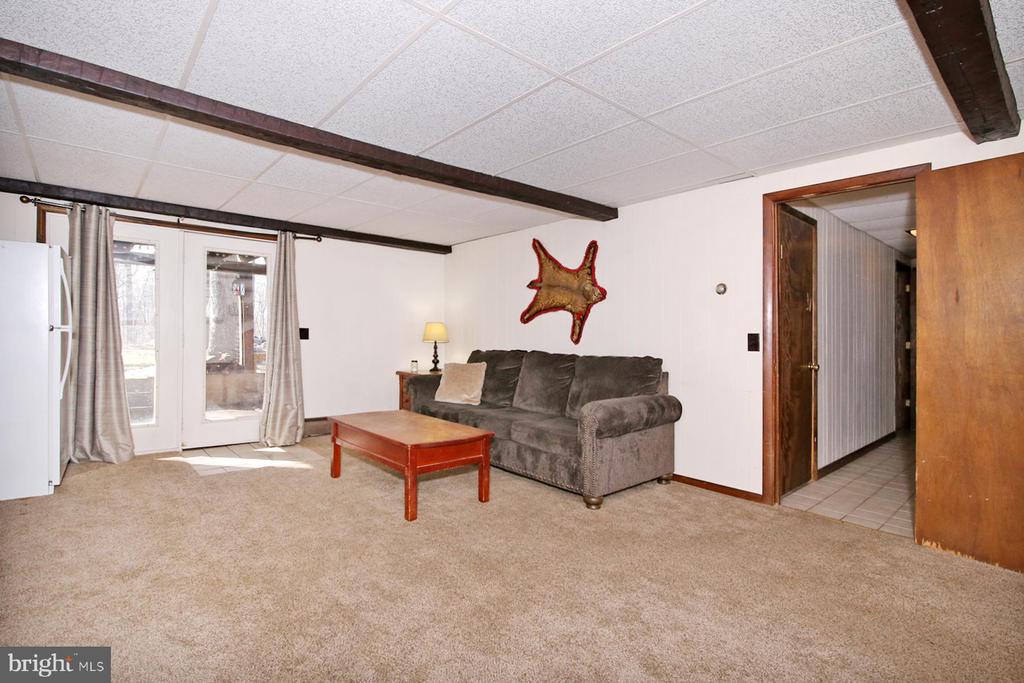 68 EISENHAUER ROAD