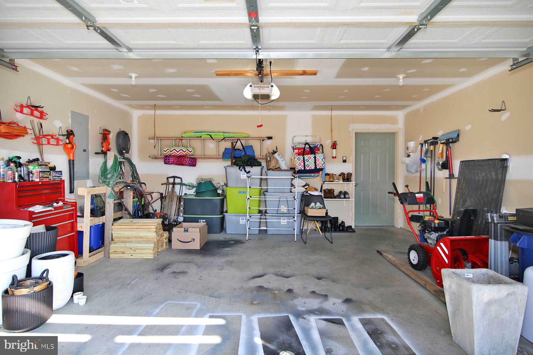 514 N MILL STREET 48