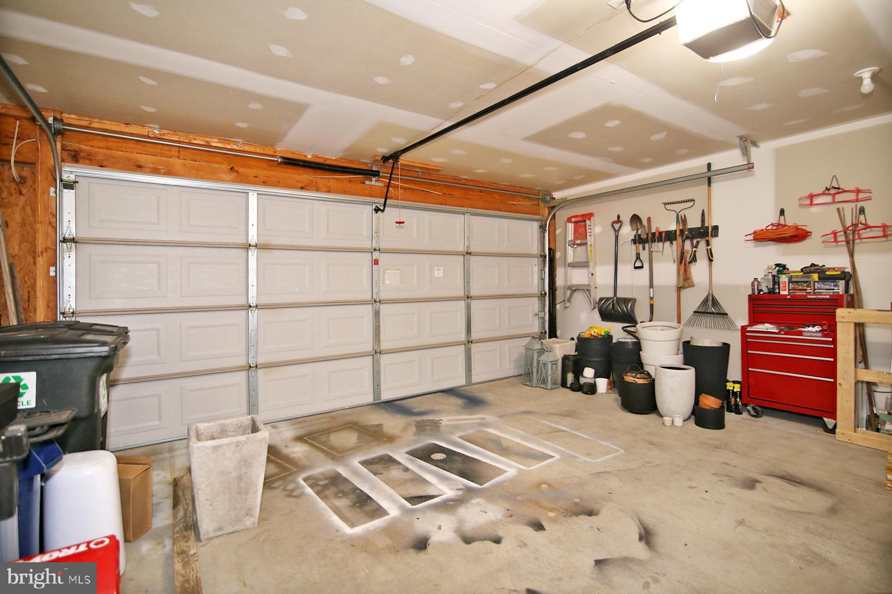 514 N MILL STREET 48