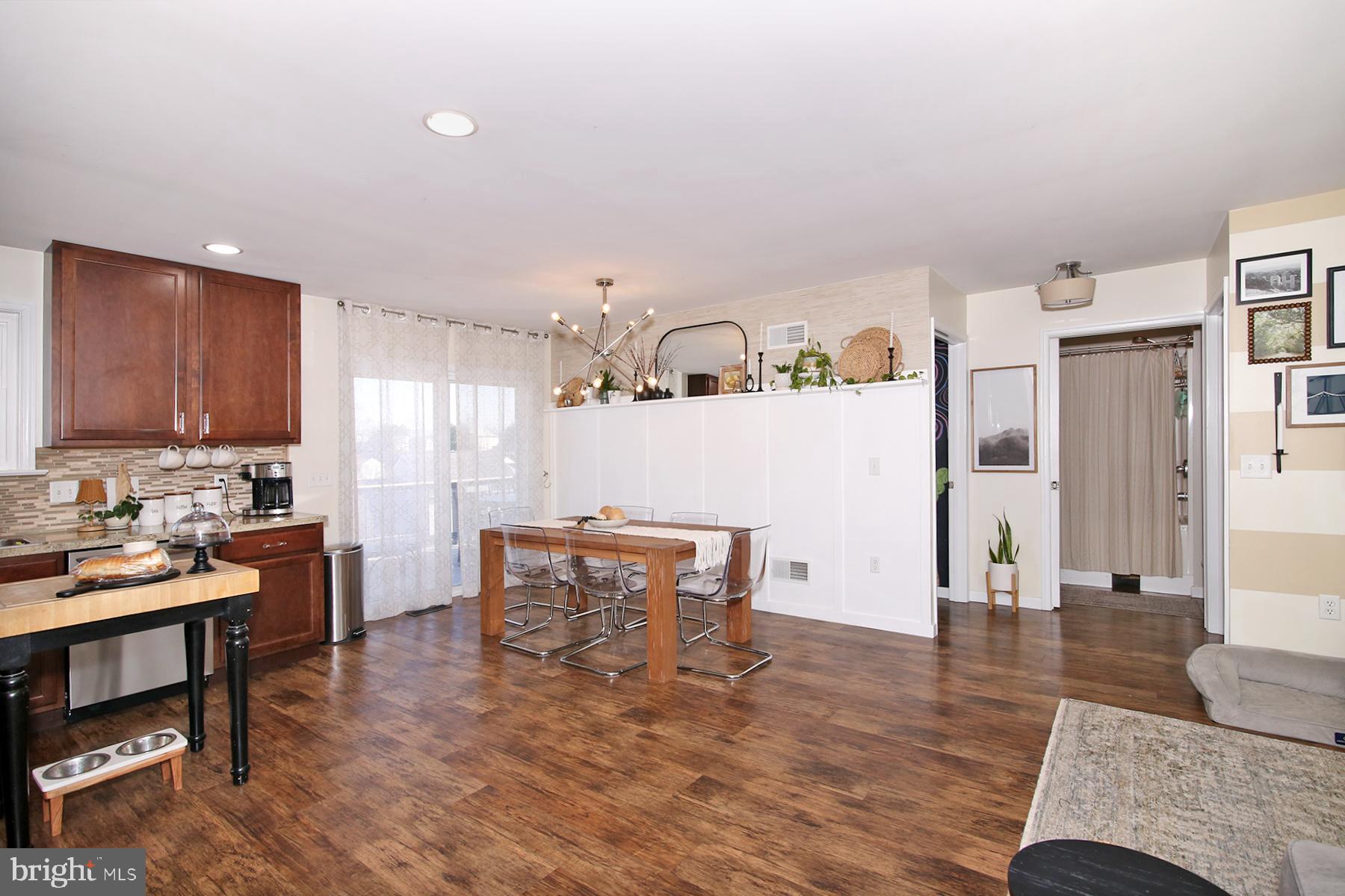 514 N MILL STREET 48