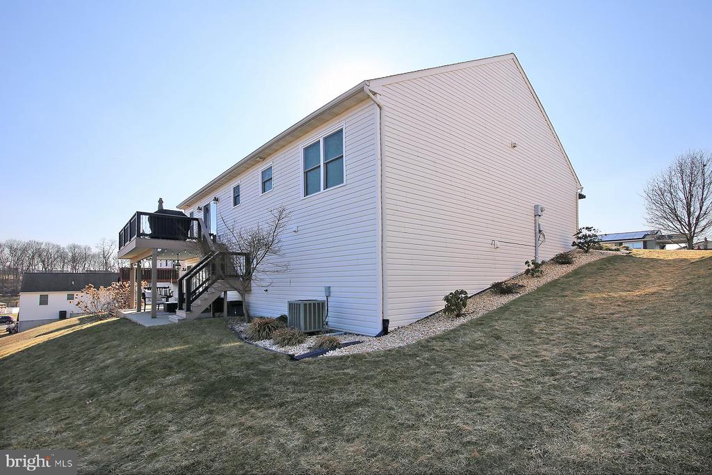 514 N MILL STREET 48