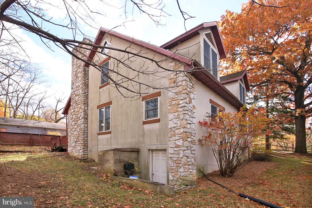 150 ANTHRACITE ROAD