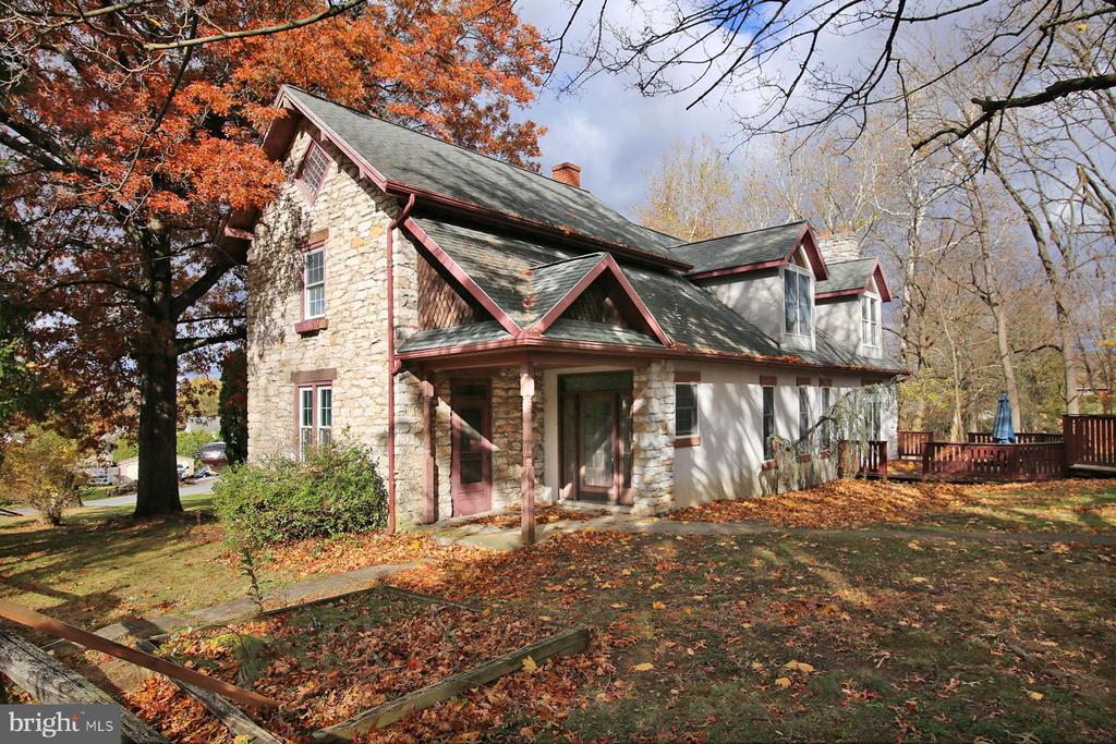 150 ANTHRACITE ROAD