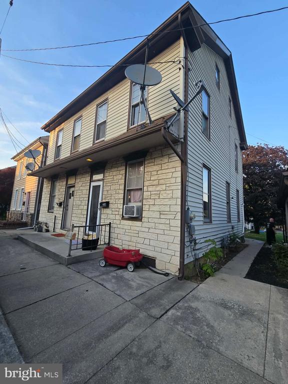 36 N RAILROAD STREET