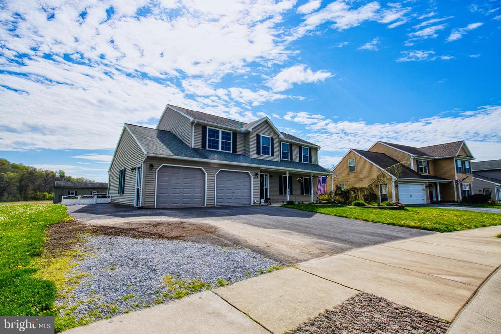 134 CREEK VIEW DRIVE