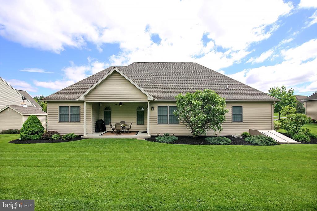 33 STRATHFORD DR L-0026 DRIVE