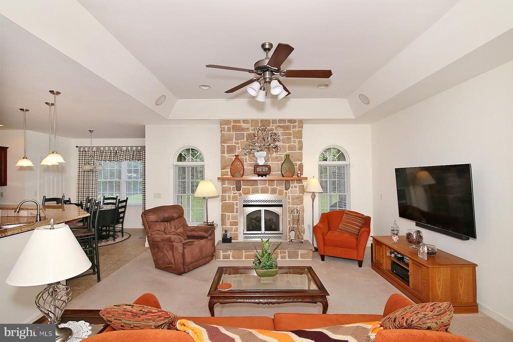 33 STRATHFORD DR L-0026 DRIVE