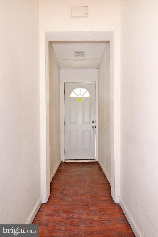 27 N 6TH STREET