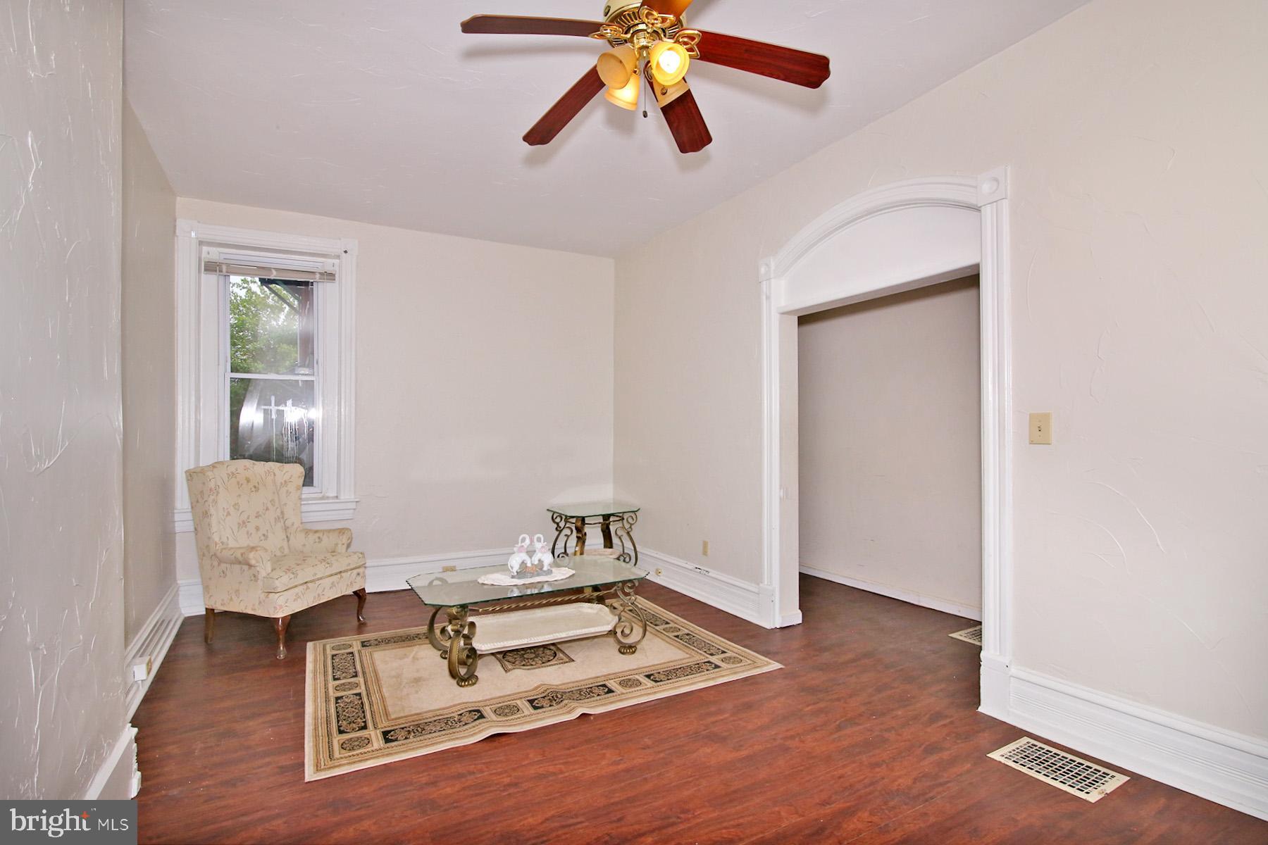 27 N 6TH STREET