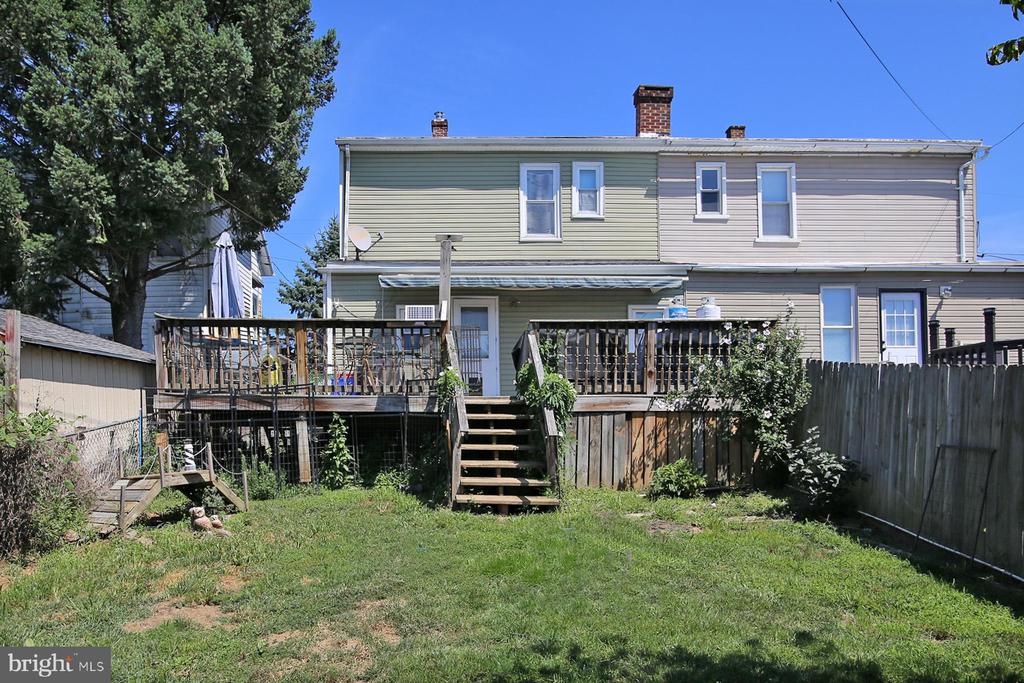 619 NOBLE STREET