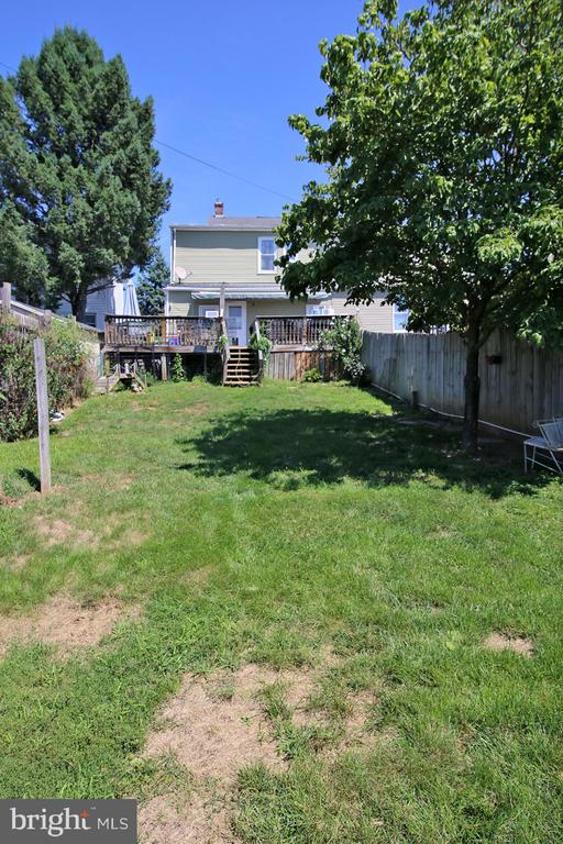 619 NOBLE STREET