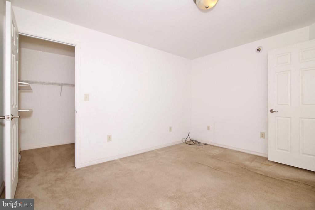 9 MILLARD DRIVE