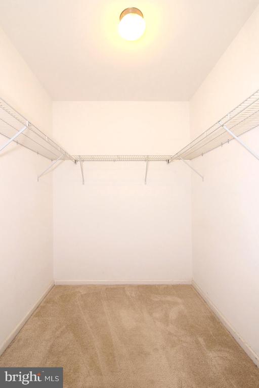 9 MILLARD DRIVE