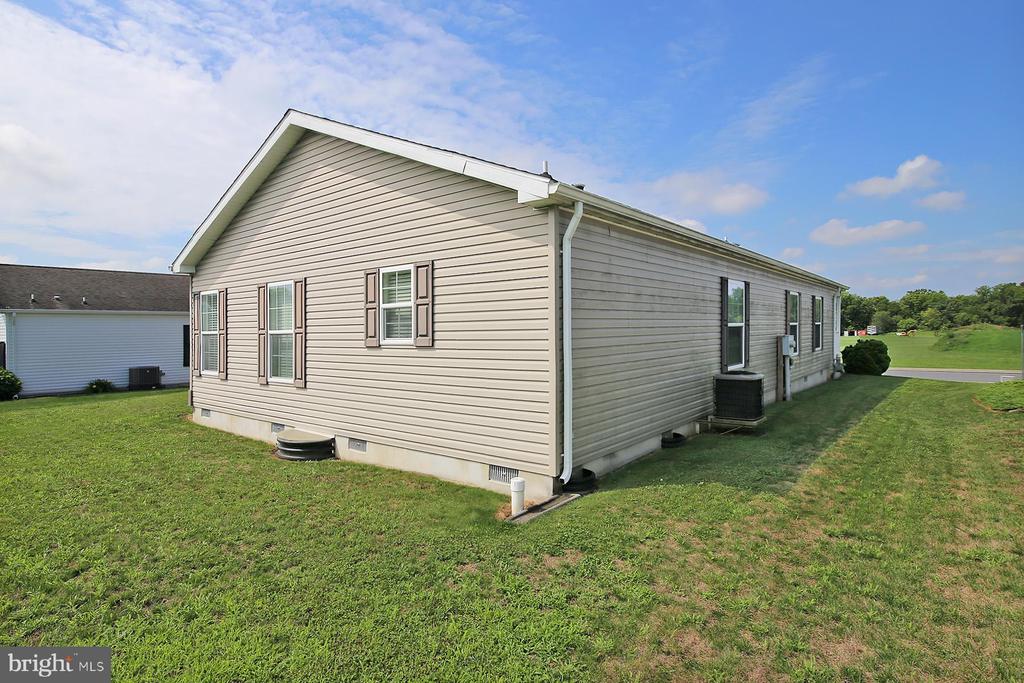 9 MILLARD DRIVE