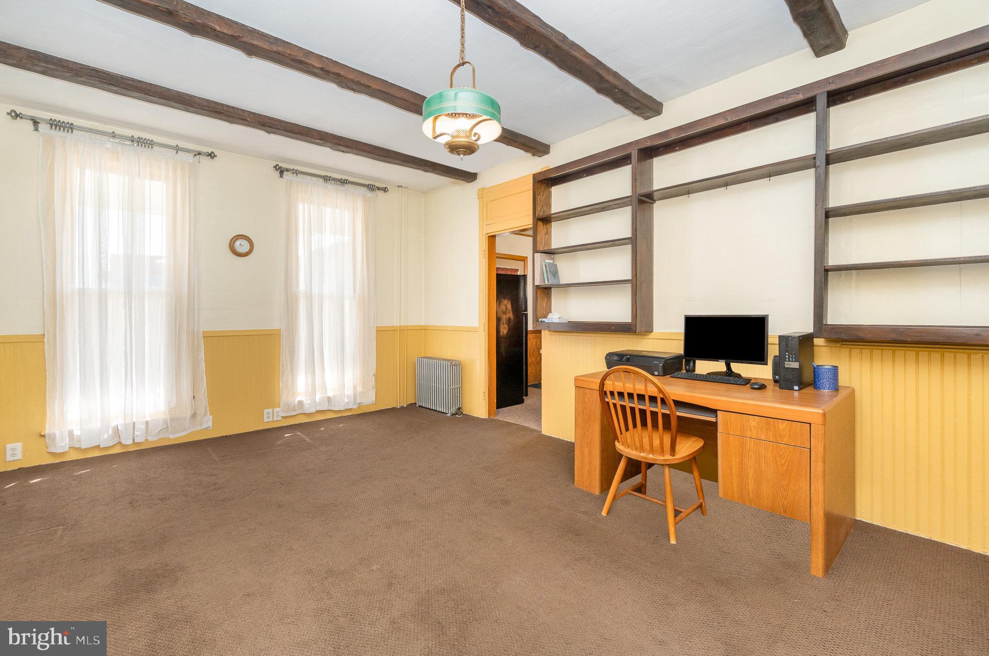 111 N Goodspring Rd