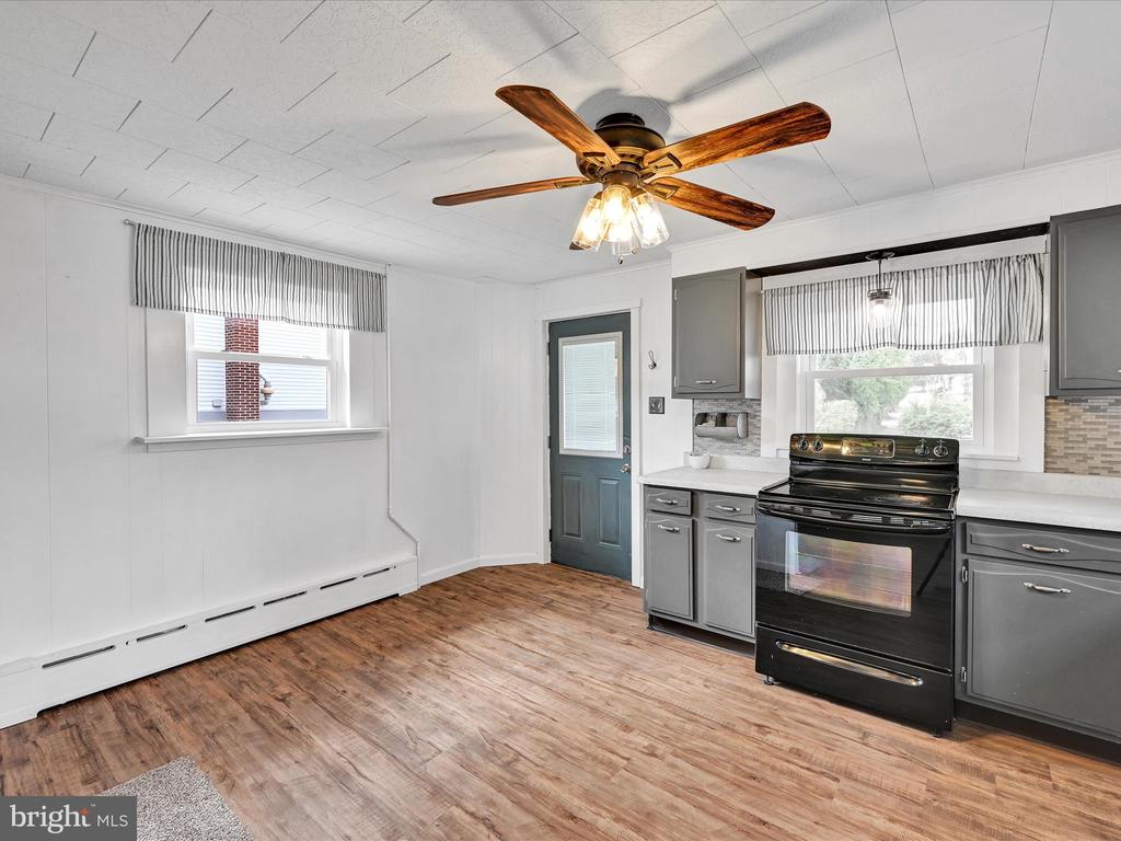 743 Third St