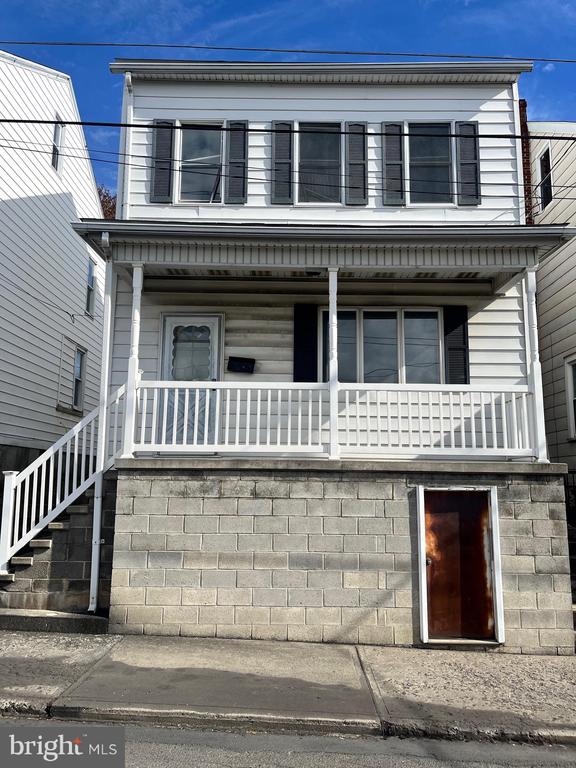 231 S Lehigh Ave