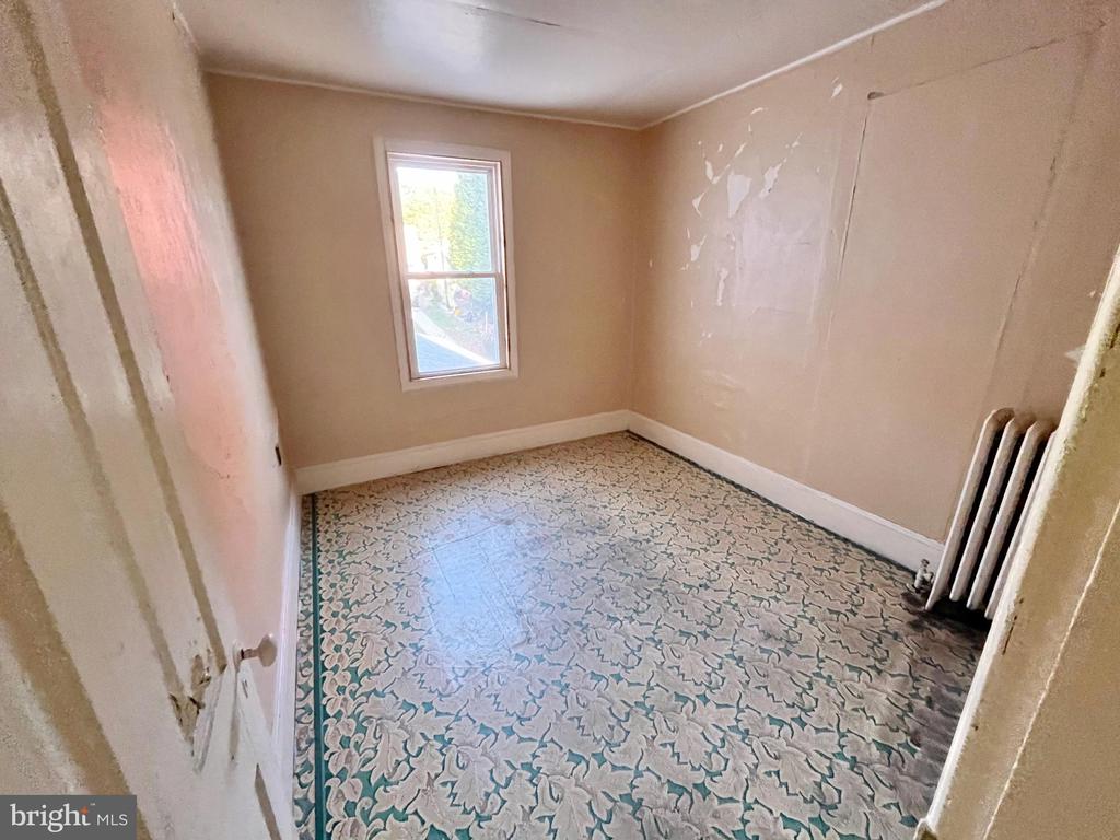 231 S Lehigh Ave