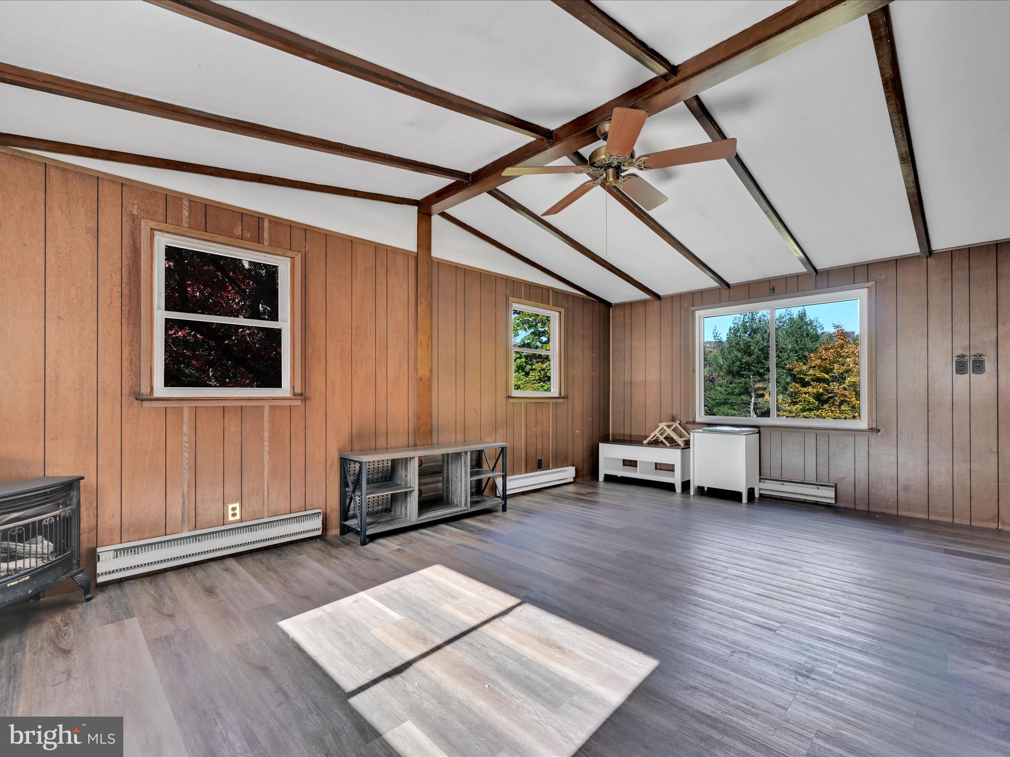 11 Rose Ln