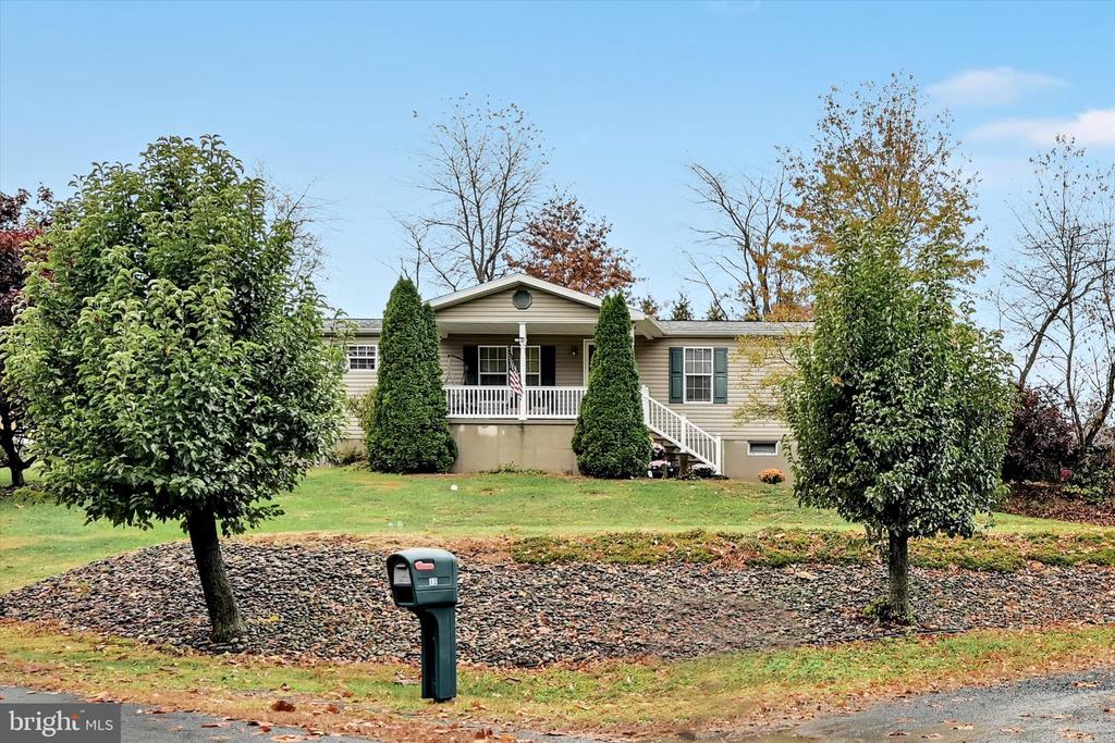 12 PINE CONE DRIVE