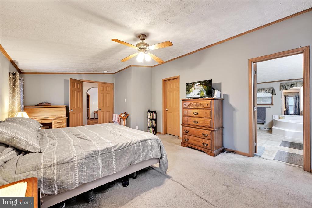 12 PINE CONE DRIVE
