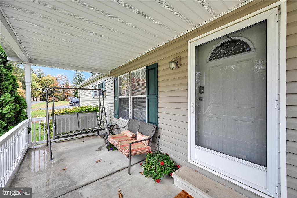 12 PINE CONE DRIVE