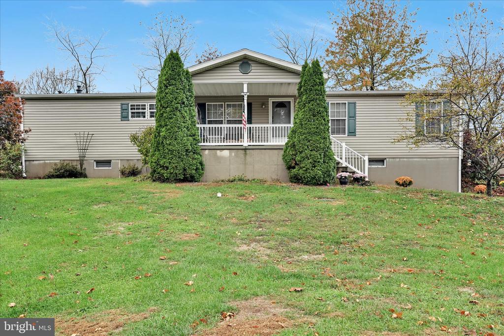 12 PINE CONE DRIVE