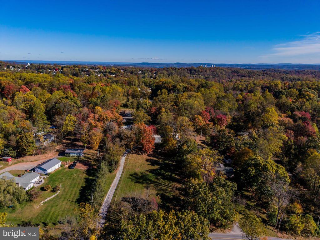 950 STEVENS ROAD