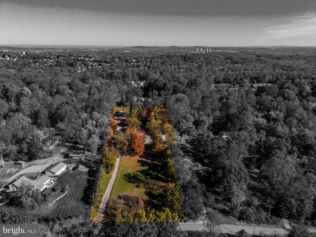950 STEVENS ROAD