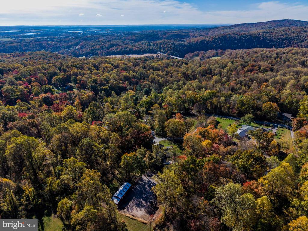 950 STEVENS ROAD