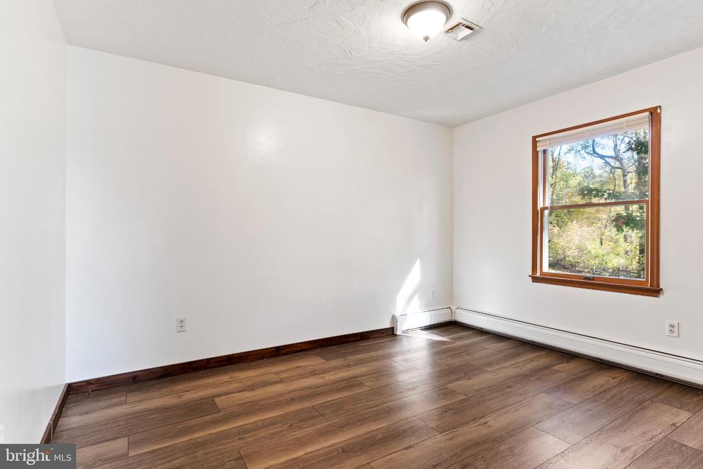 950 STEVENS ROAD