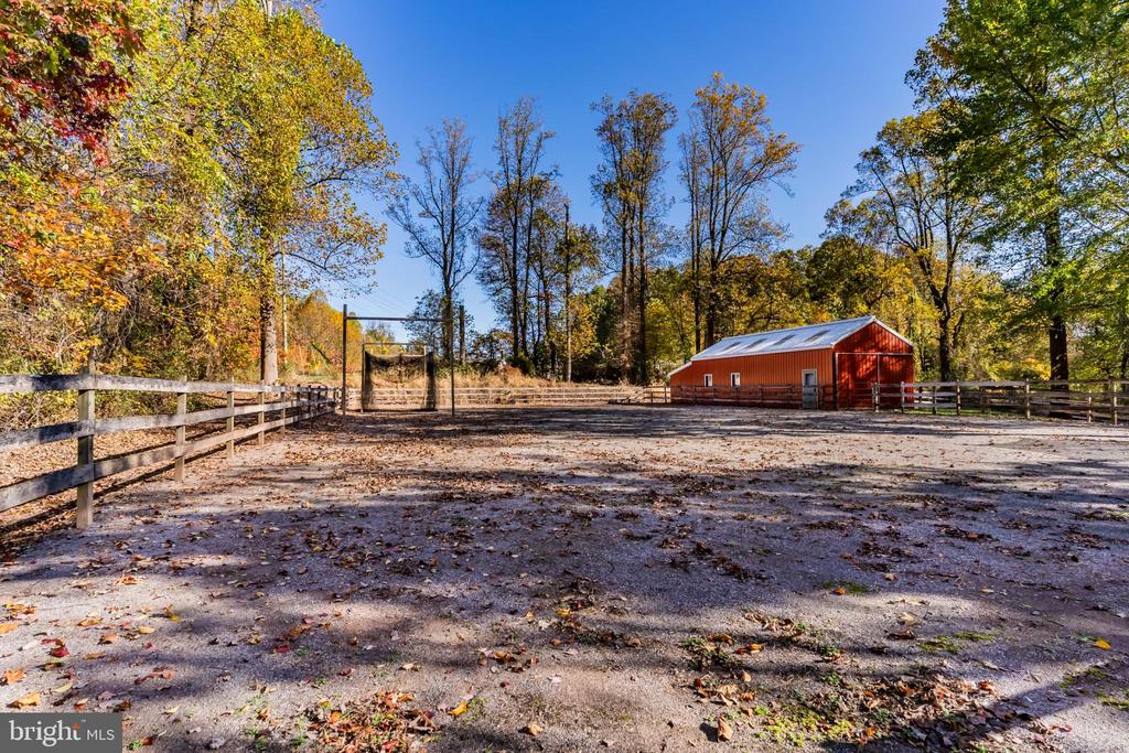950 STEVENS ROAD