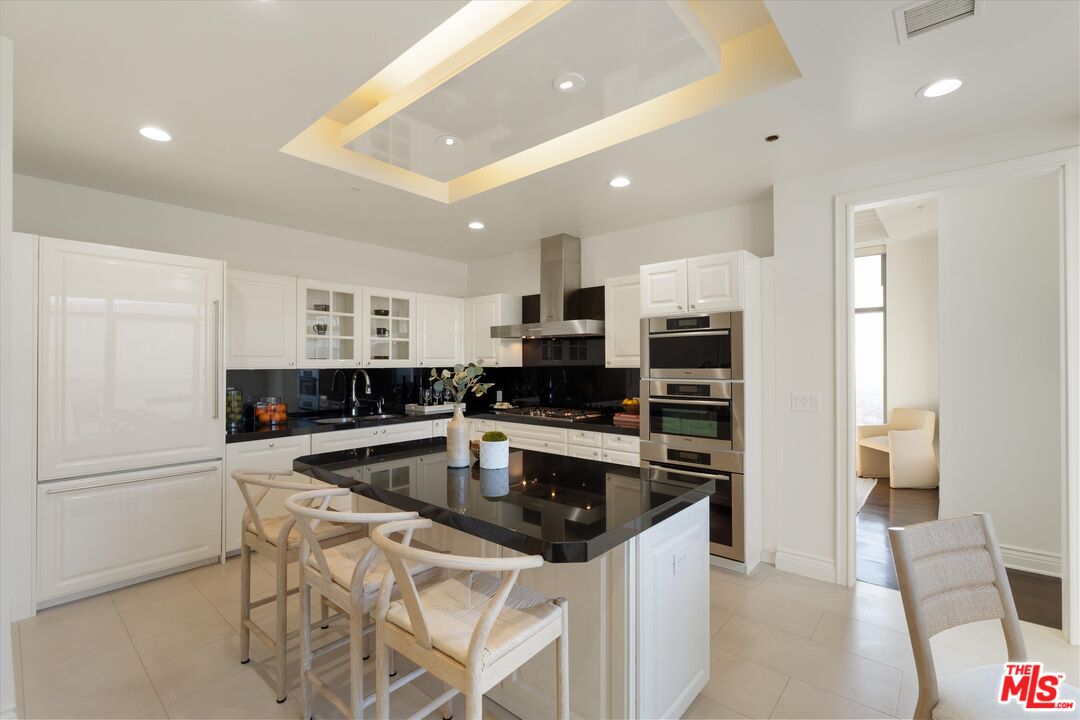 10776 Wilshire Blvd Unit: 1904