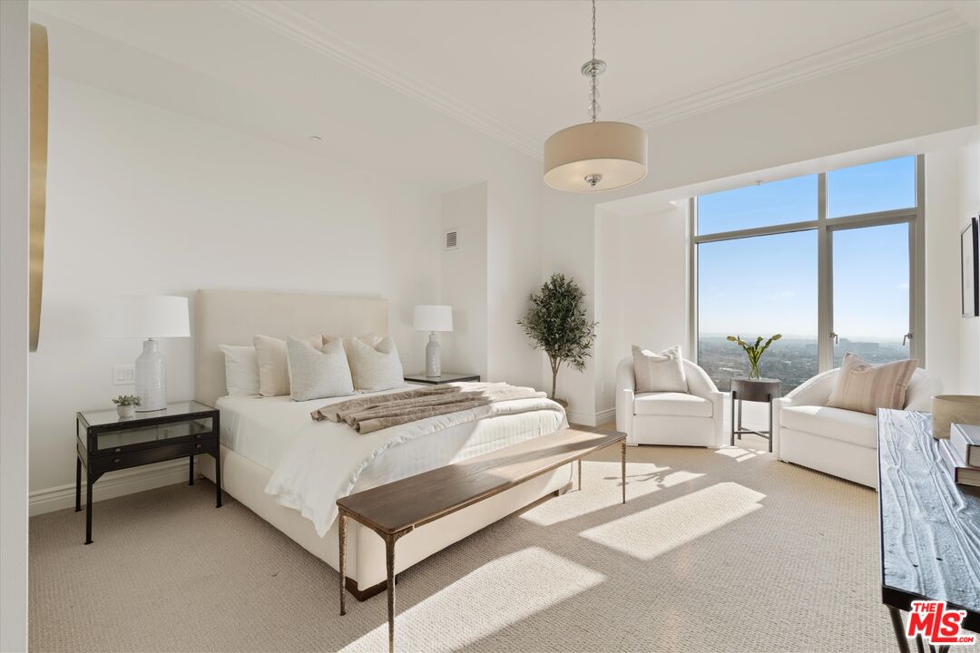 10776 Wilshire Blvd Unit: 1904