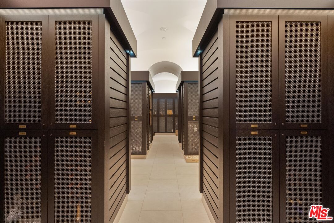 10776 Wilshire Blvd Unit: 1904