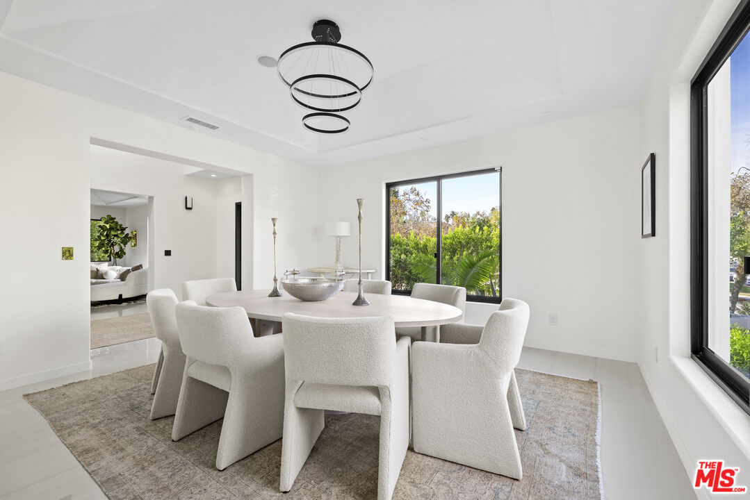400 S Mccadden Pl