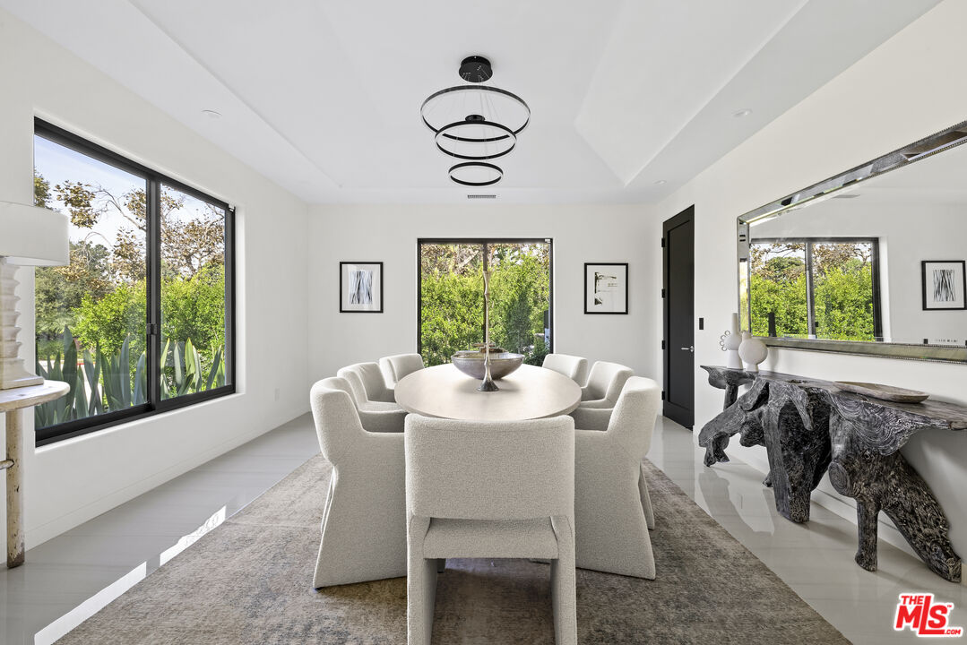 400 S Mccadden Pl