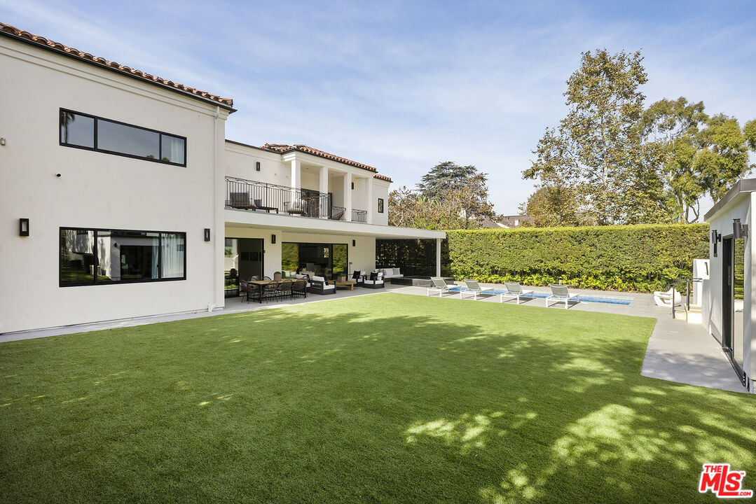 400 S Mccadden Pl