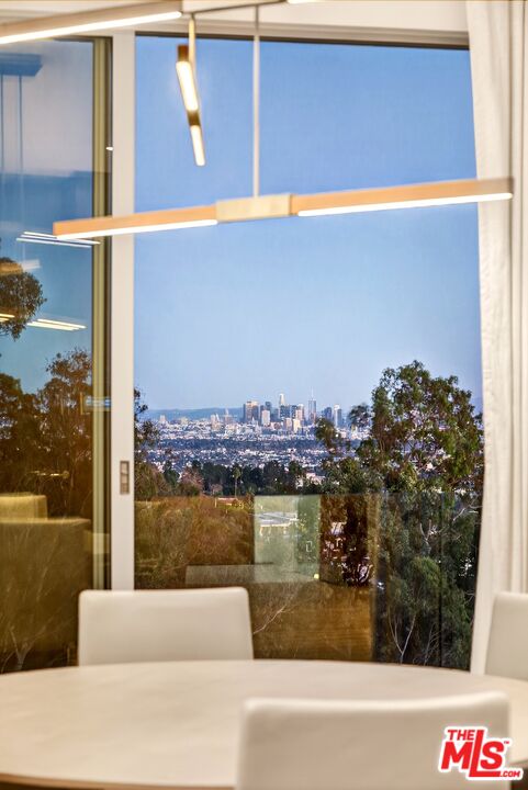 9894 Beverly Grove Dr