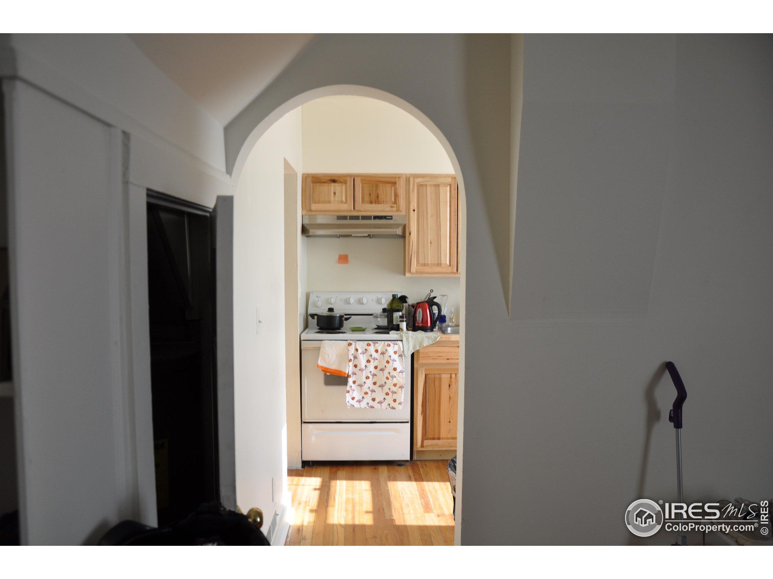 1725 Canyon Blvd Unit A & B