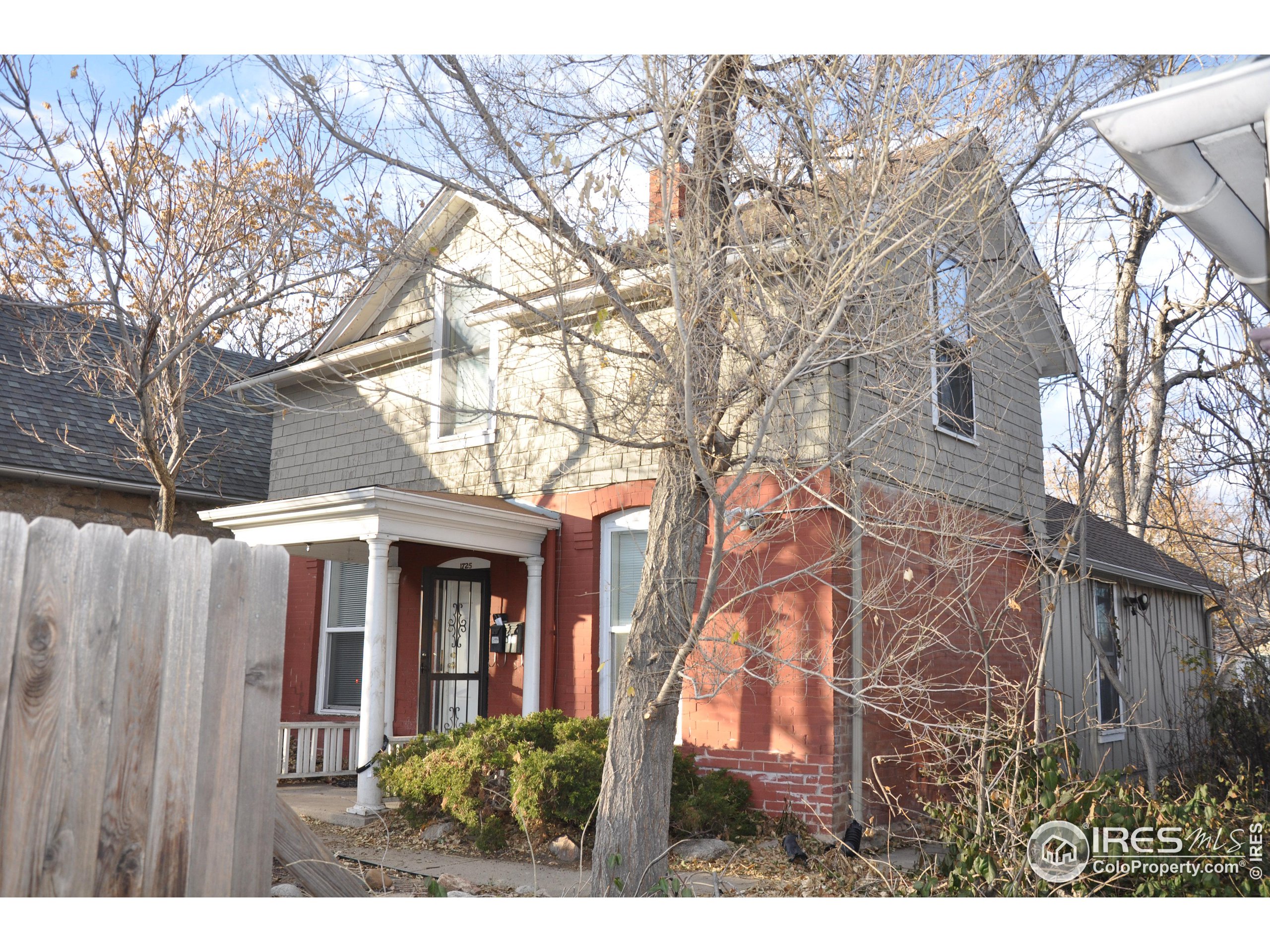 1725 Canyon Blvd Unit A & B