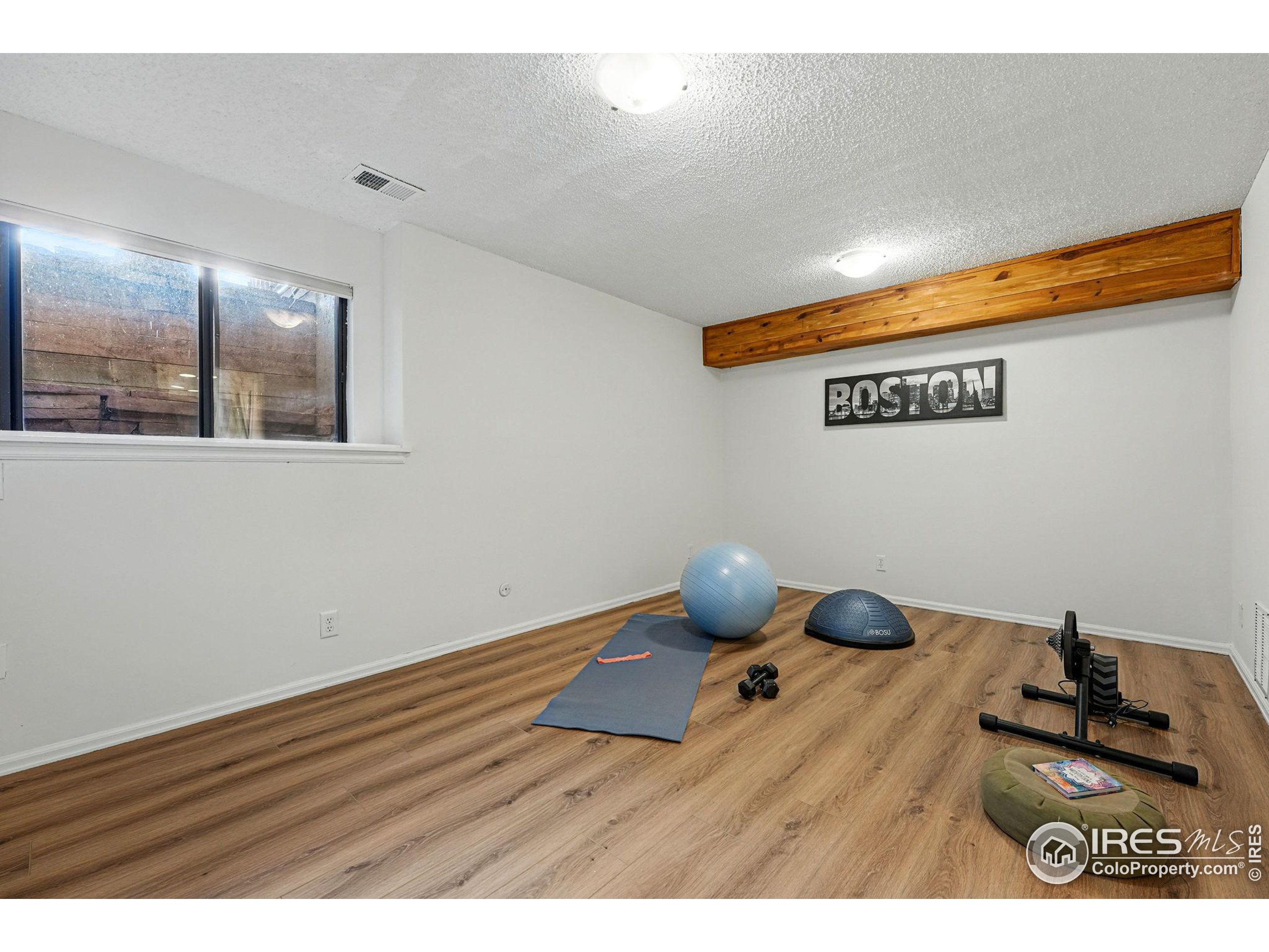 4015 Wonderland Hill Ave