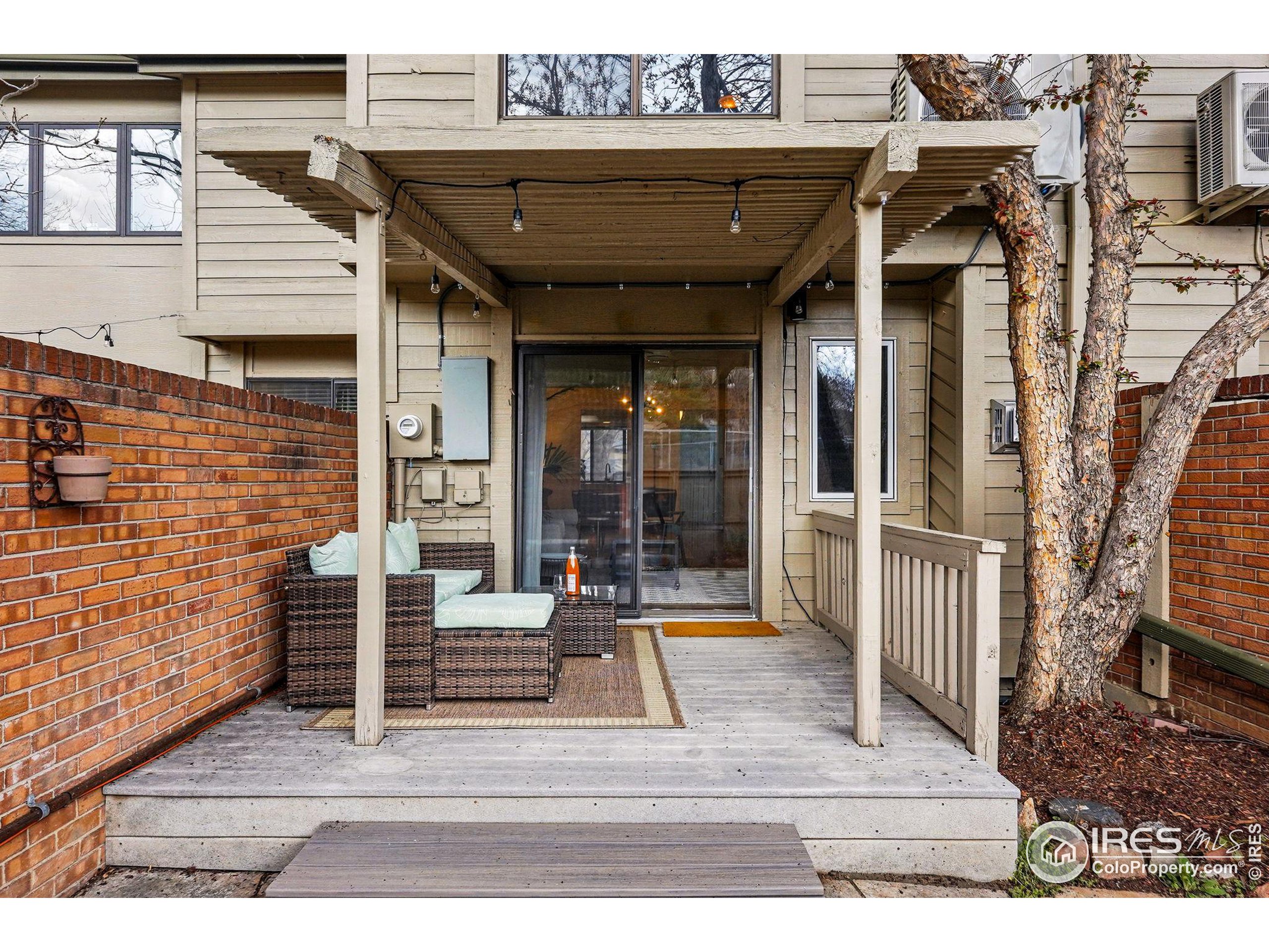 4015 Wonderland Hill Ave