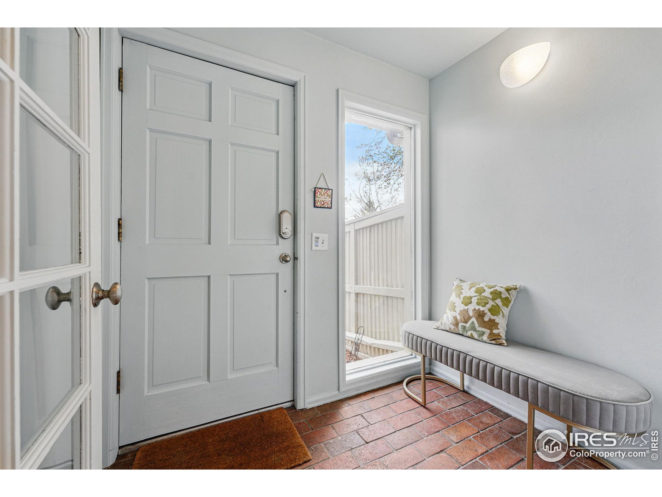 4015 Wonderland Hill Ave