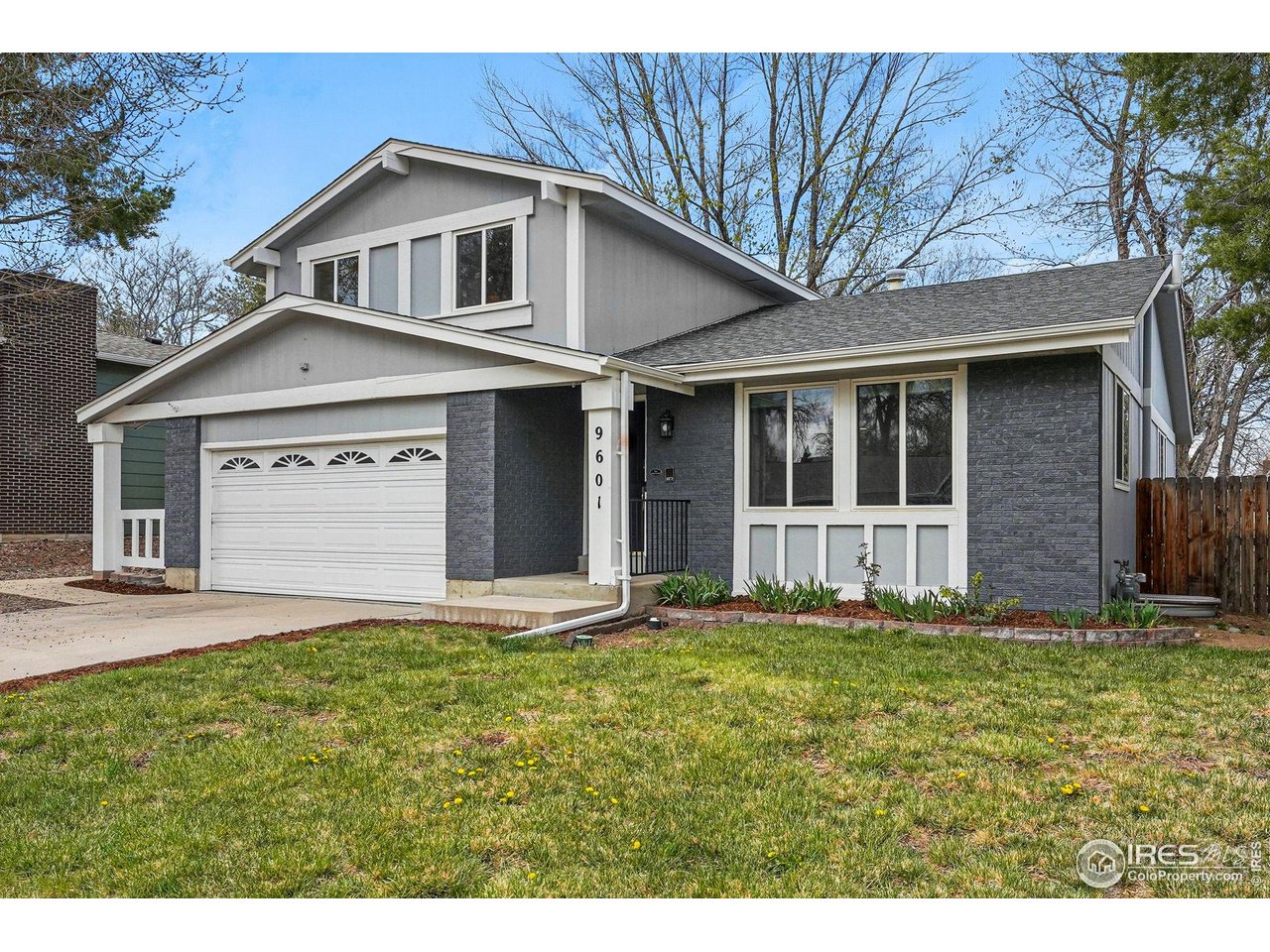 9601 Sierra Dr