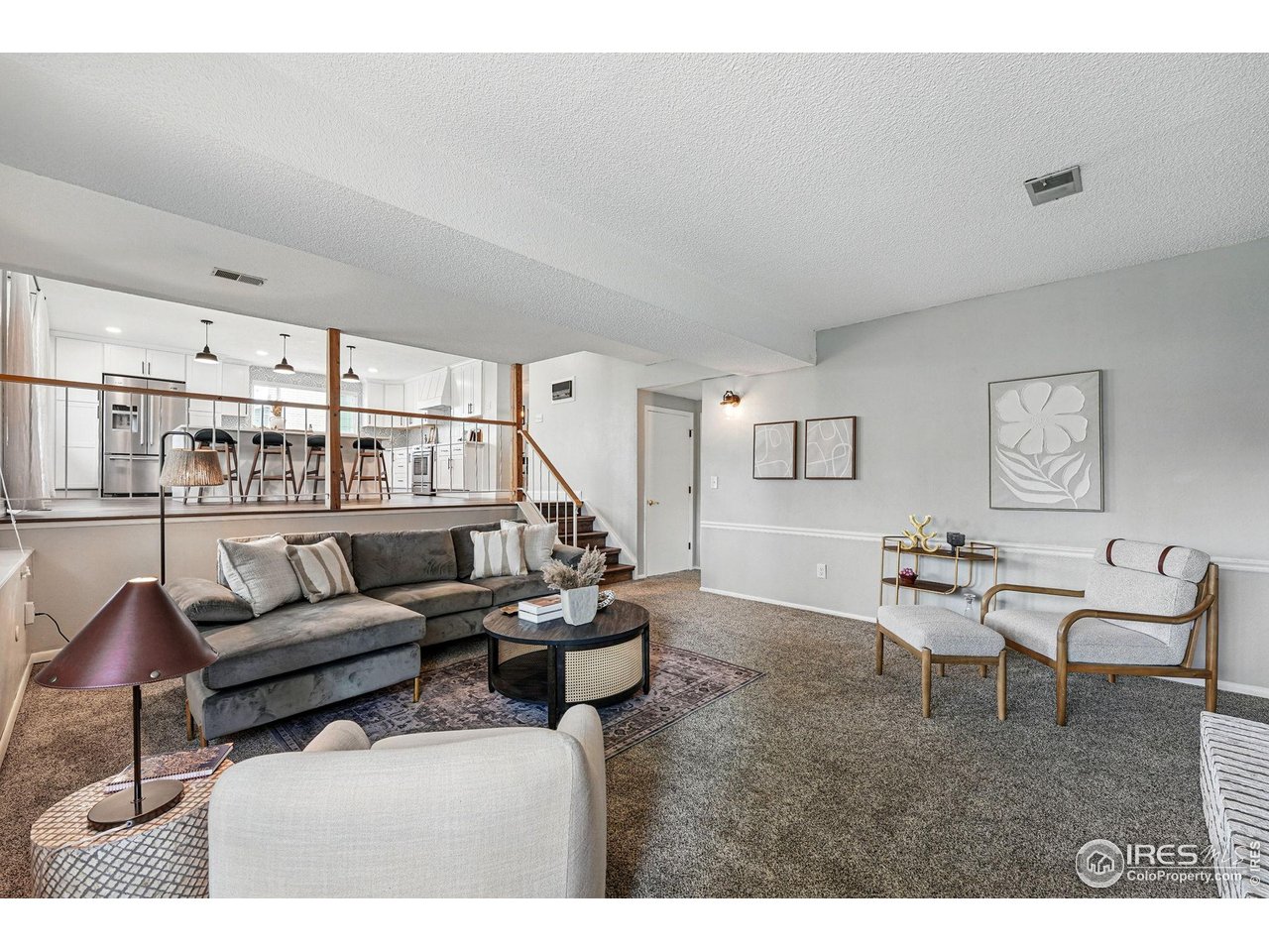 9601 Sierra Dr