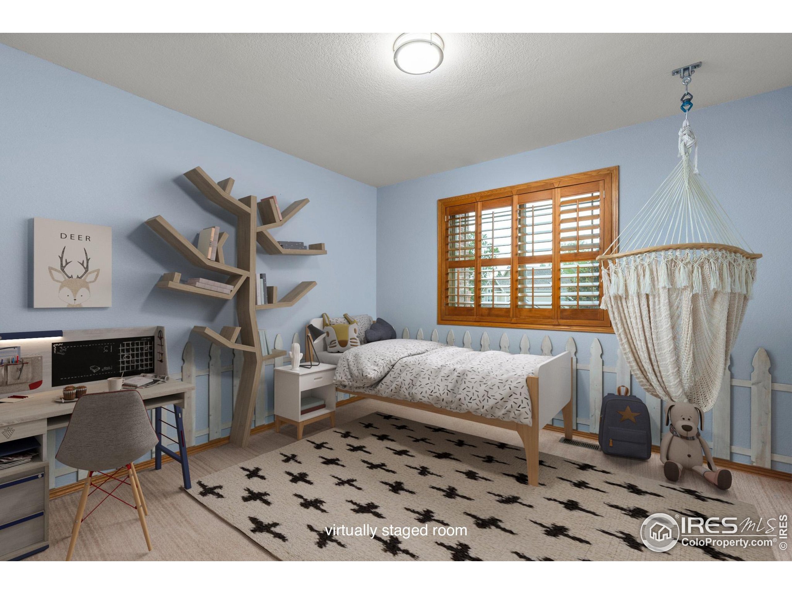 1401 Clover Creek Dr